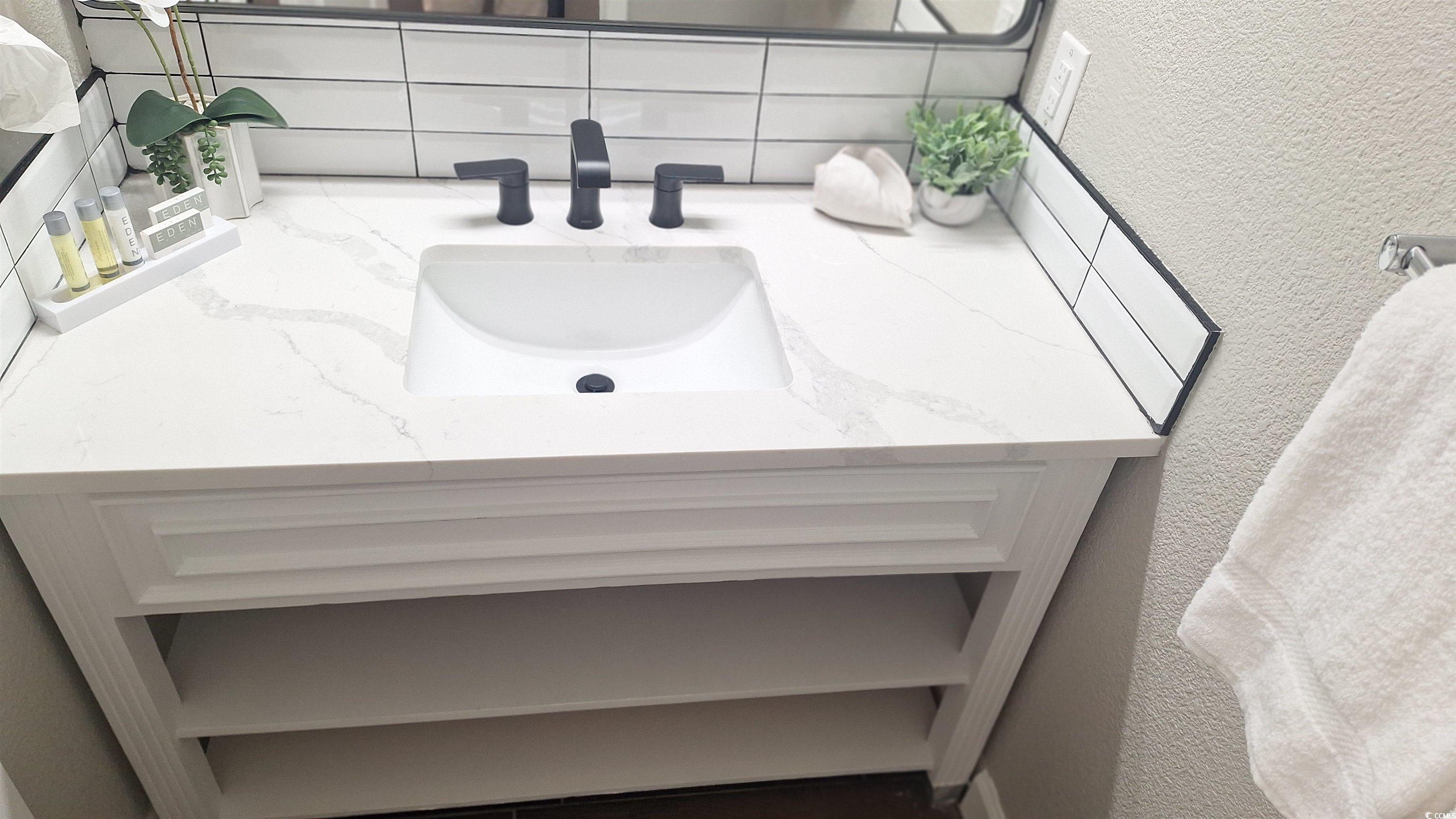 6804 N Ocean Blvd. Property Photo 16