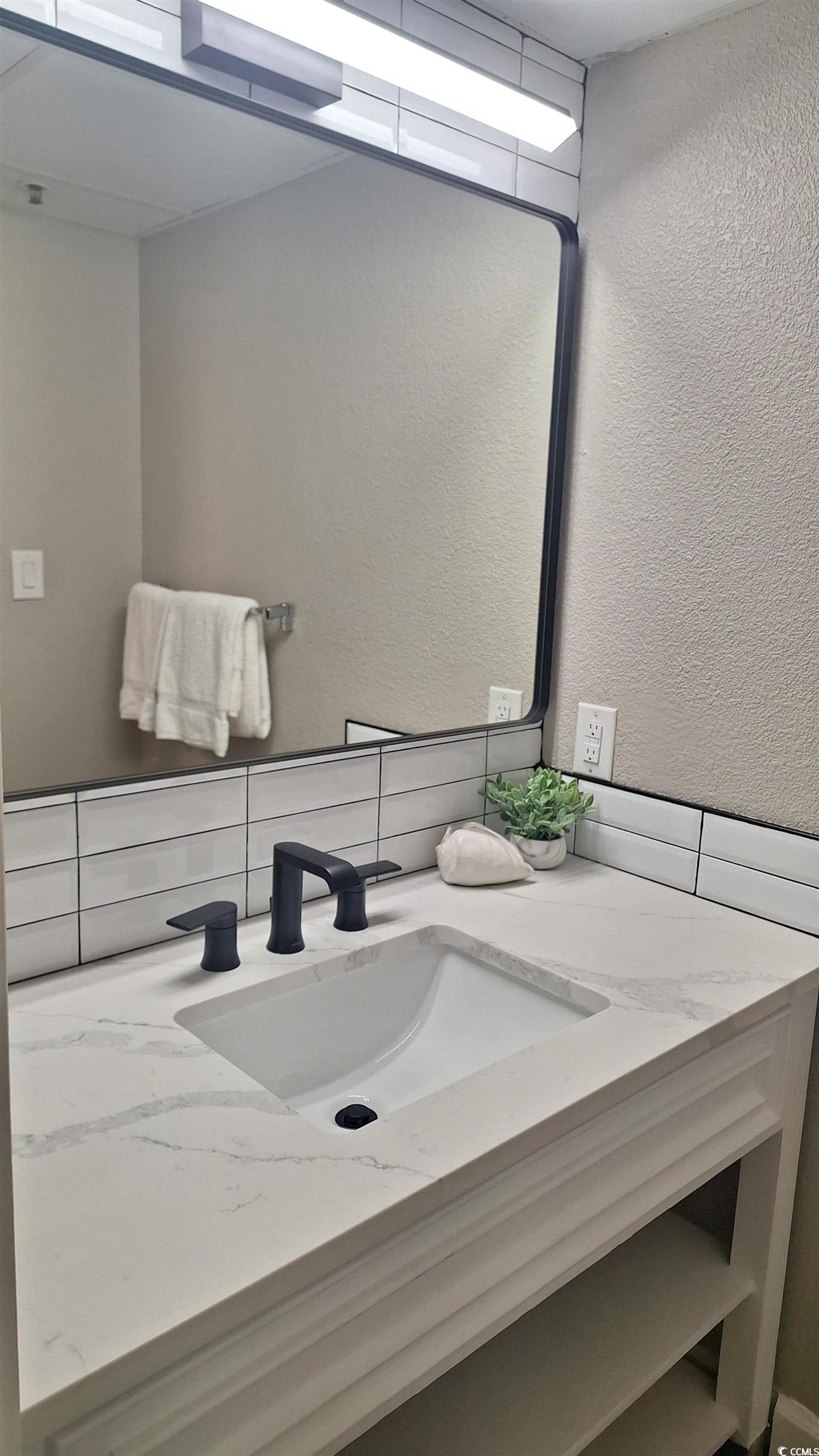 6804 N Ocean Blvd. Property Photo 18
