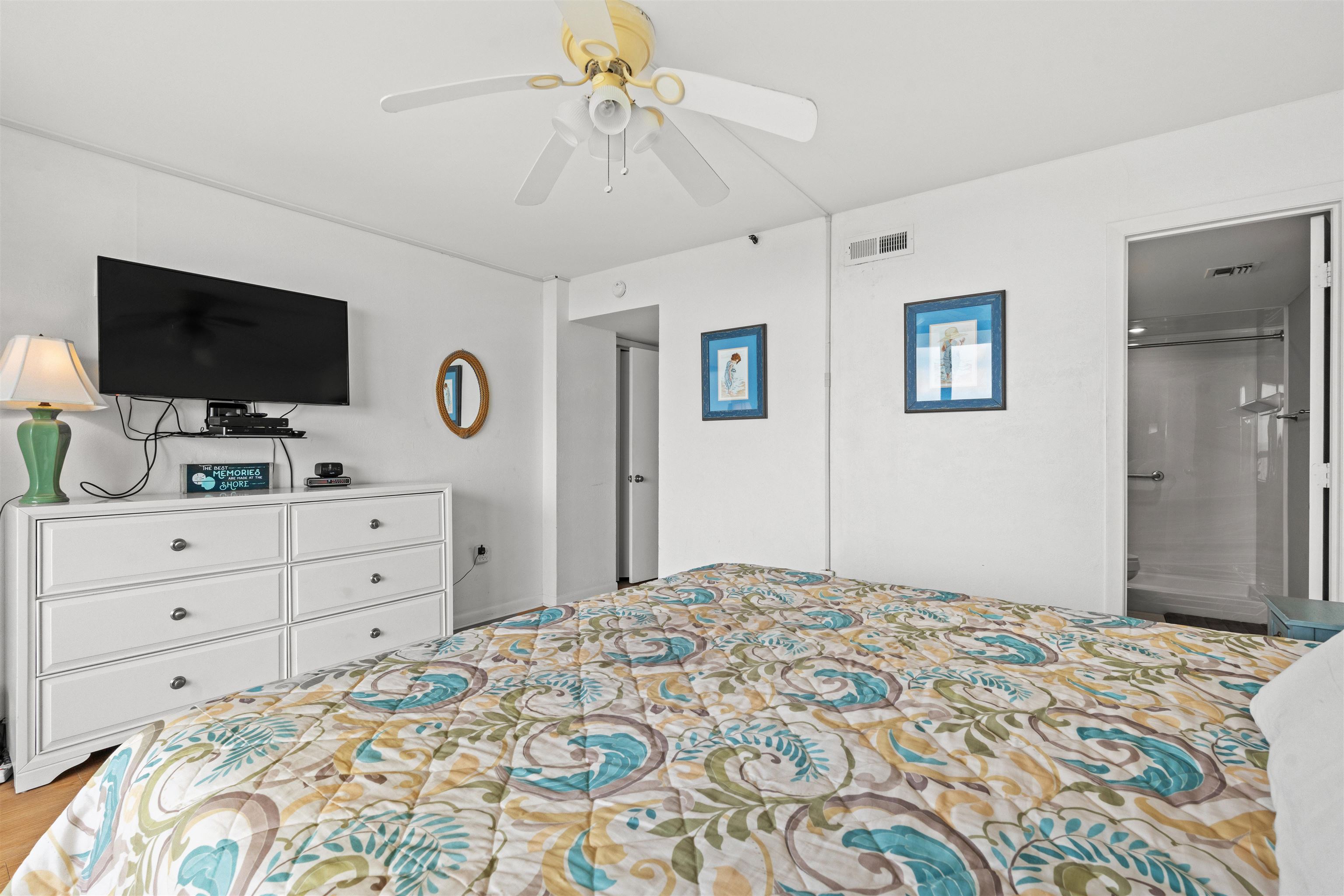 4719 South Ocean Blvd. Property Photo 10
