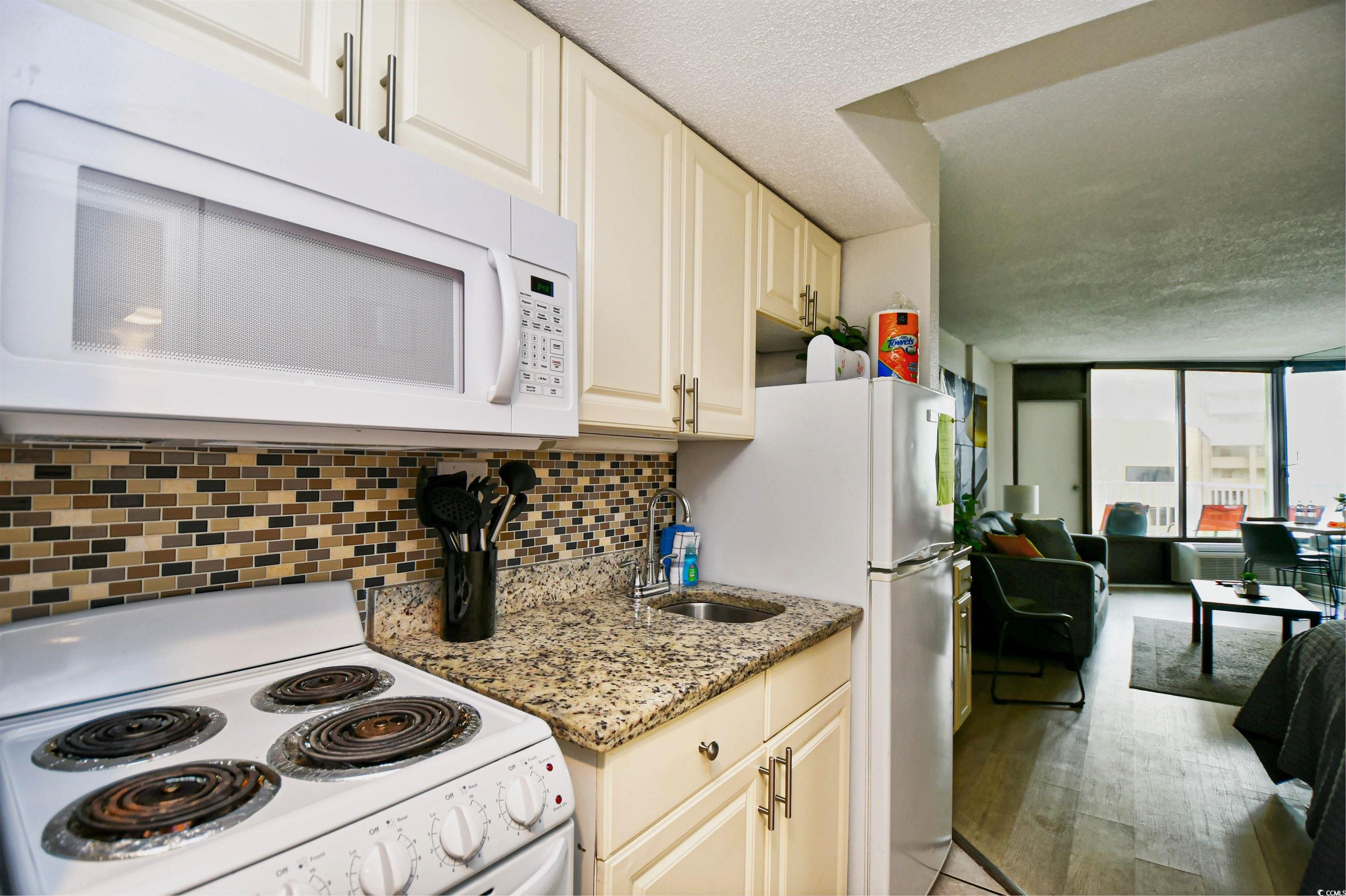 7000 N Ocean Blvd. Property Photo 13