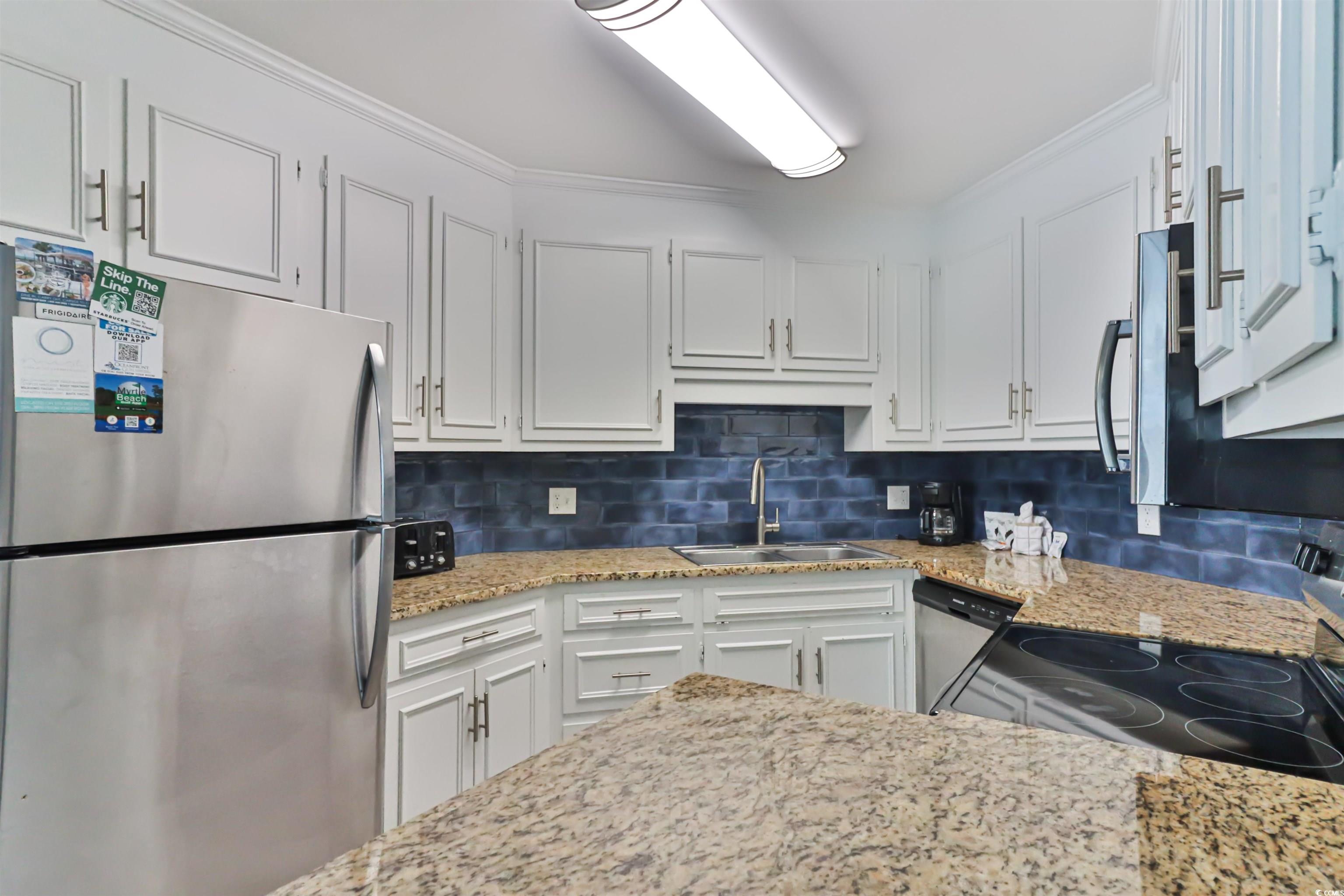 2805 N Ocean Blvd. Property Photo 6