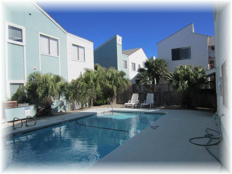 15010 Leeward 708 Property Photo 1