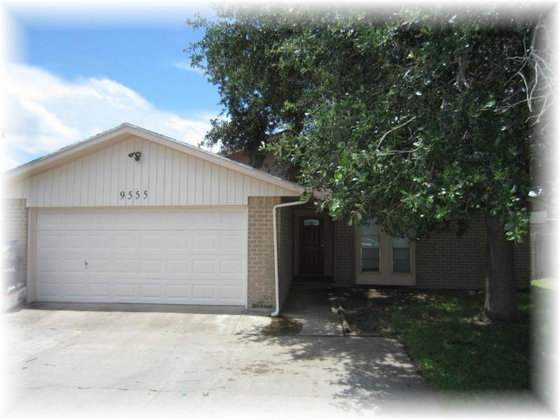 9555 Lovebird Property Photo 1