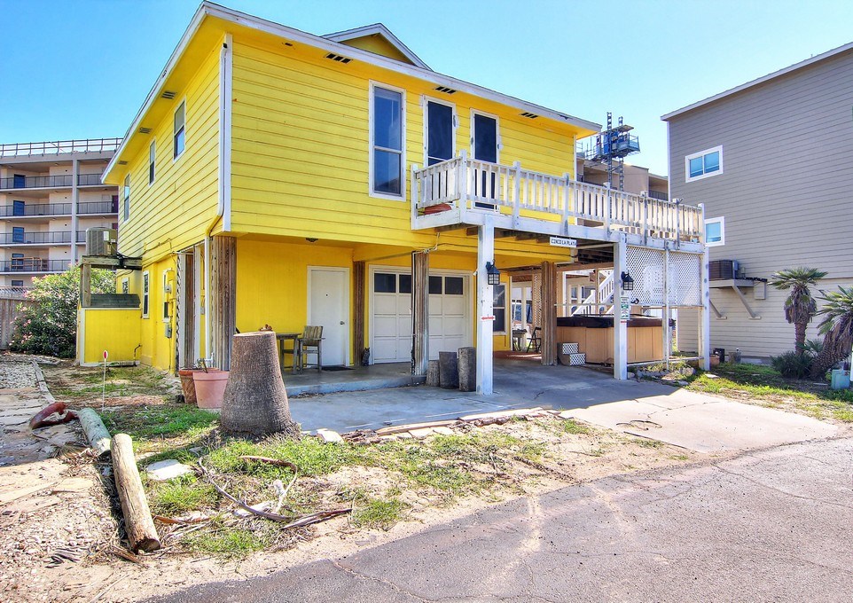 732 Sandcastle Dr 5 Property Photo 1