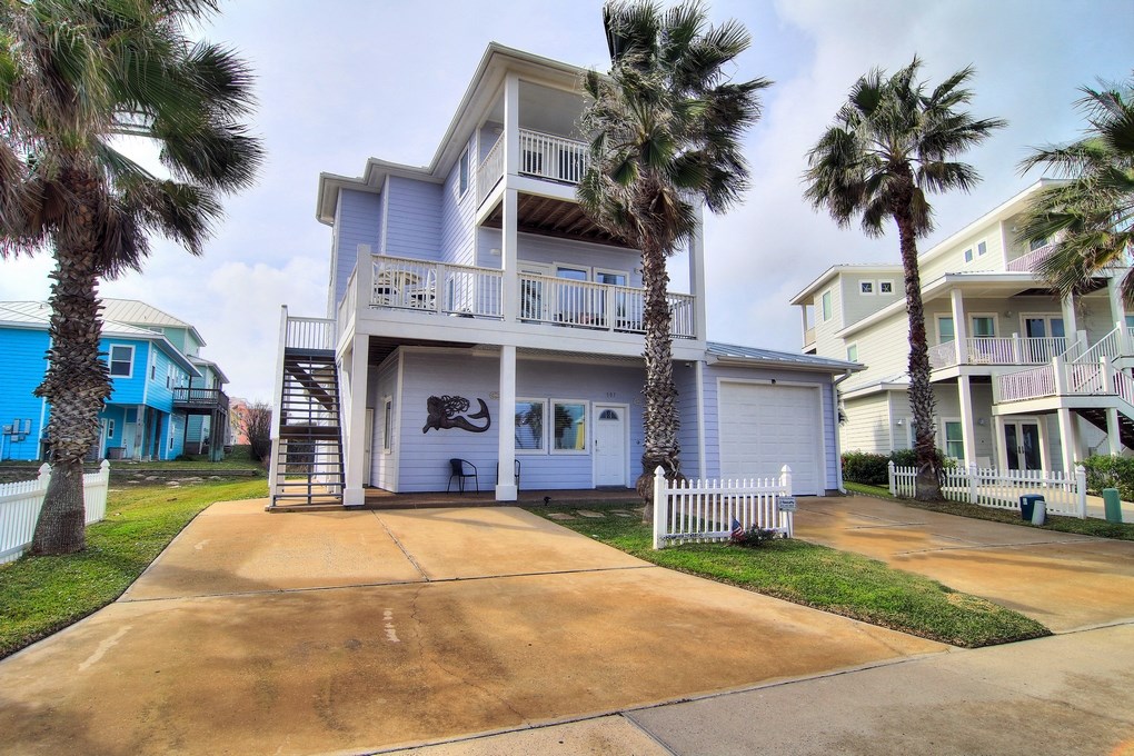 307 Royal Dunes Circle Property Photo 1