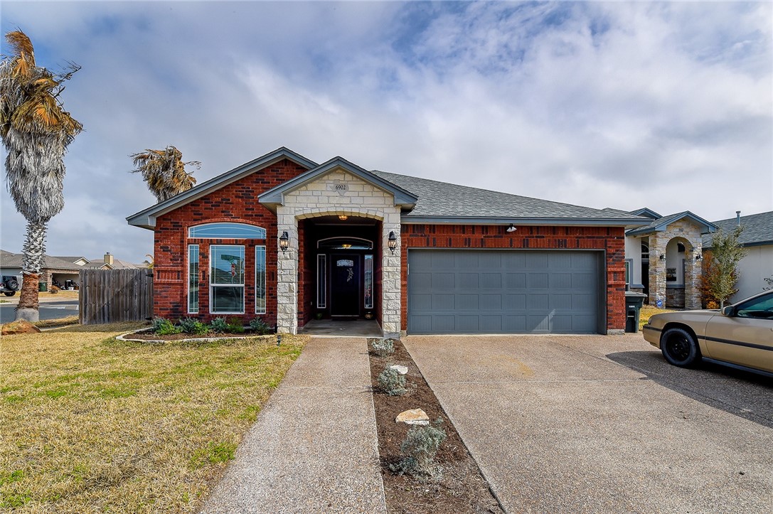6902 W Wind Property Photo 1