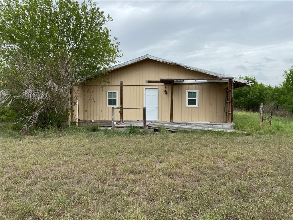 1082 S Cr 352 Property Photo