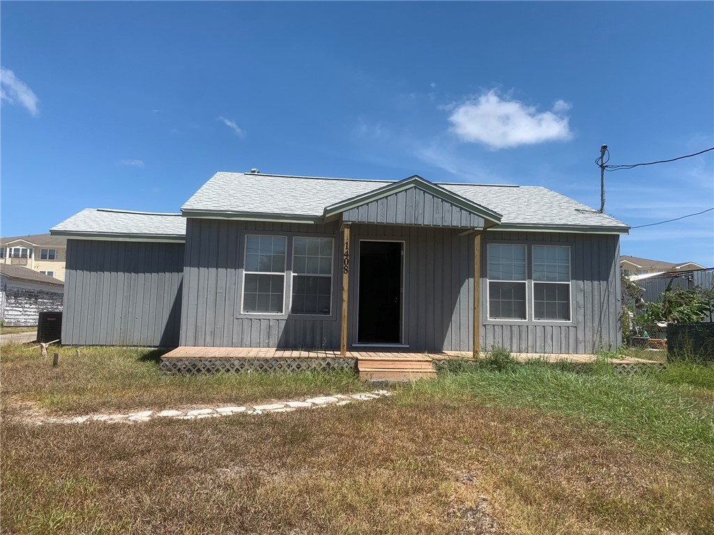 1408 Woodlawn Dr Property Photo 1