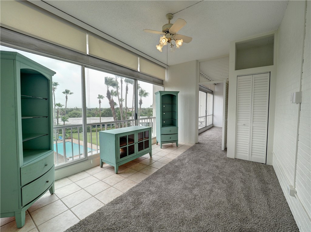4600 Ocean Dr 305 Property Photo 34