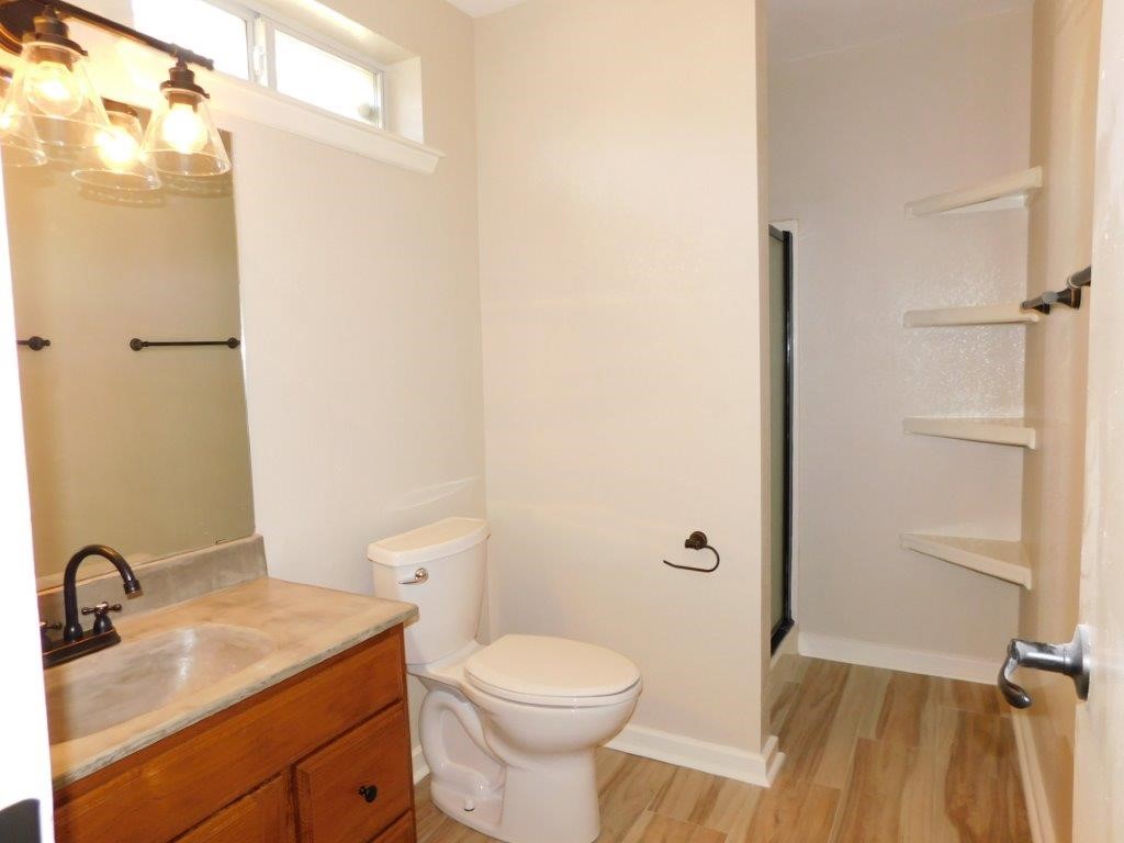 5934 Crooked Creek Dr Property Photo 12