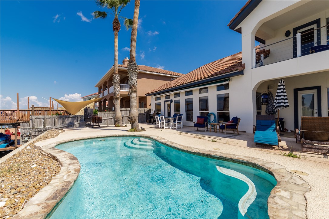 15121 Cane Harbor Blvd Property Photo 16