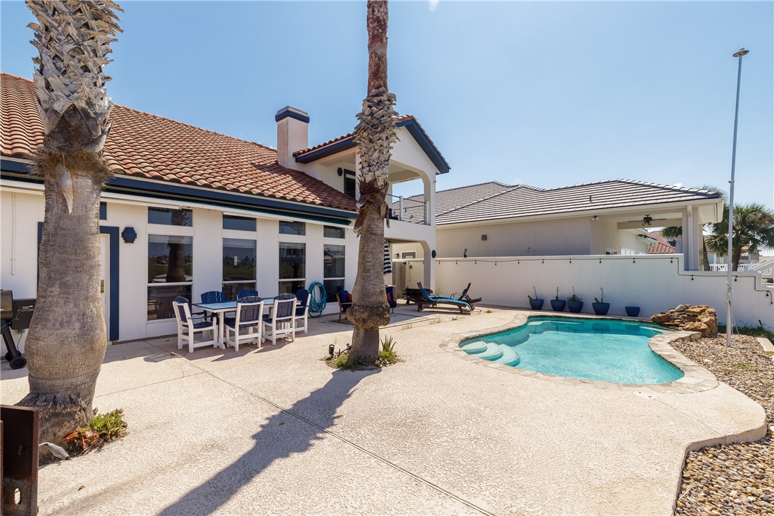 15121 Cane Harbor Blvd Property Photo 19