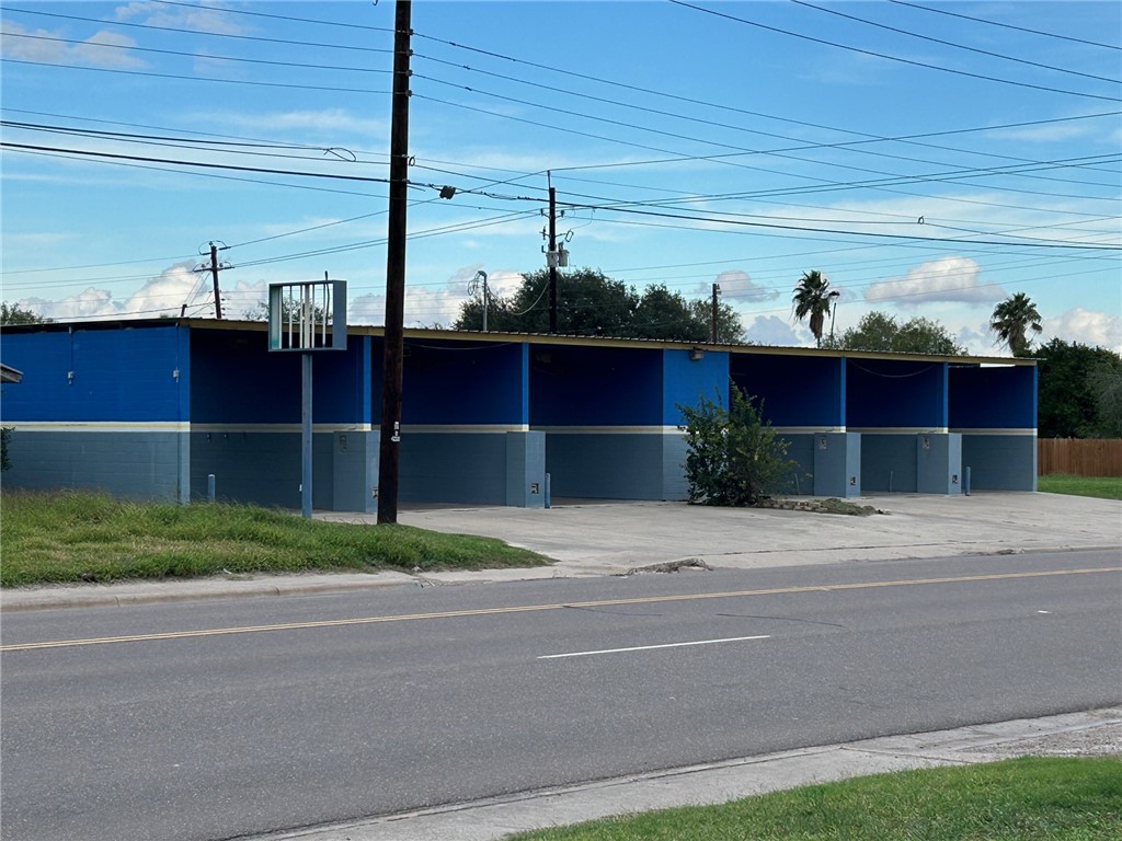 600 W Corral Ave Property Photo 1