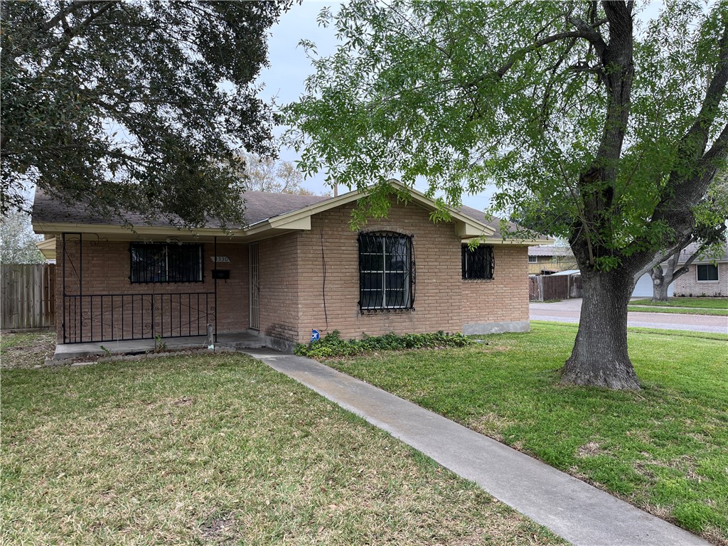 3330 Lariat Property Photo