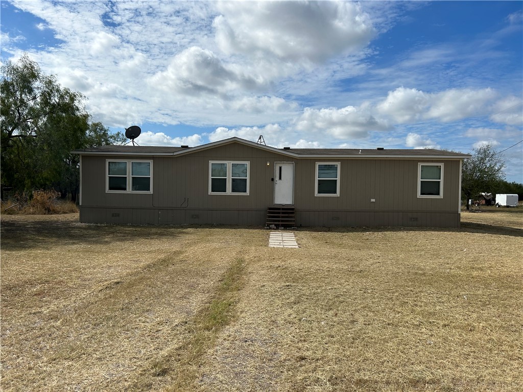 307 County Road 3522 Property Photo 1