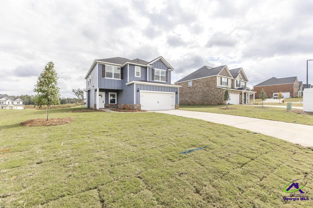 211 Ashley Nicole Avenue Property Photo 1