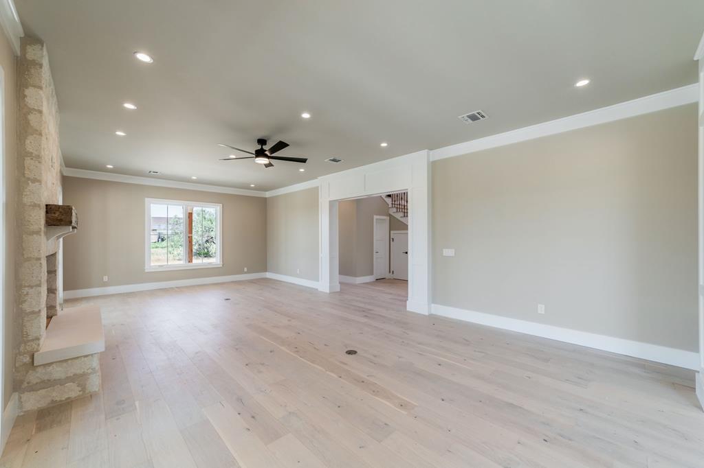 324 Klenin Place Property Photo 16