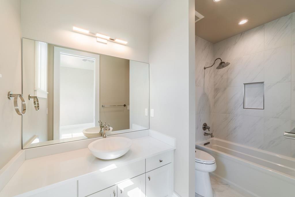 324 Klenin Place Property Photo 47