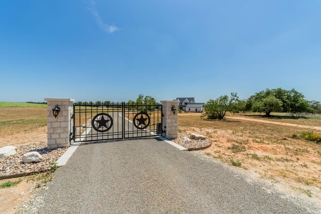 324 Klenin Place Property Photo 75