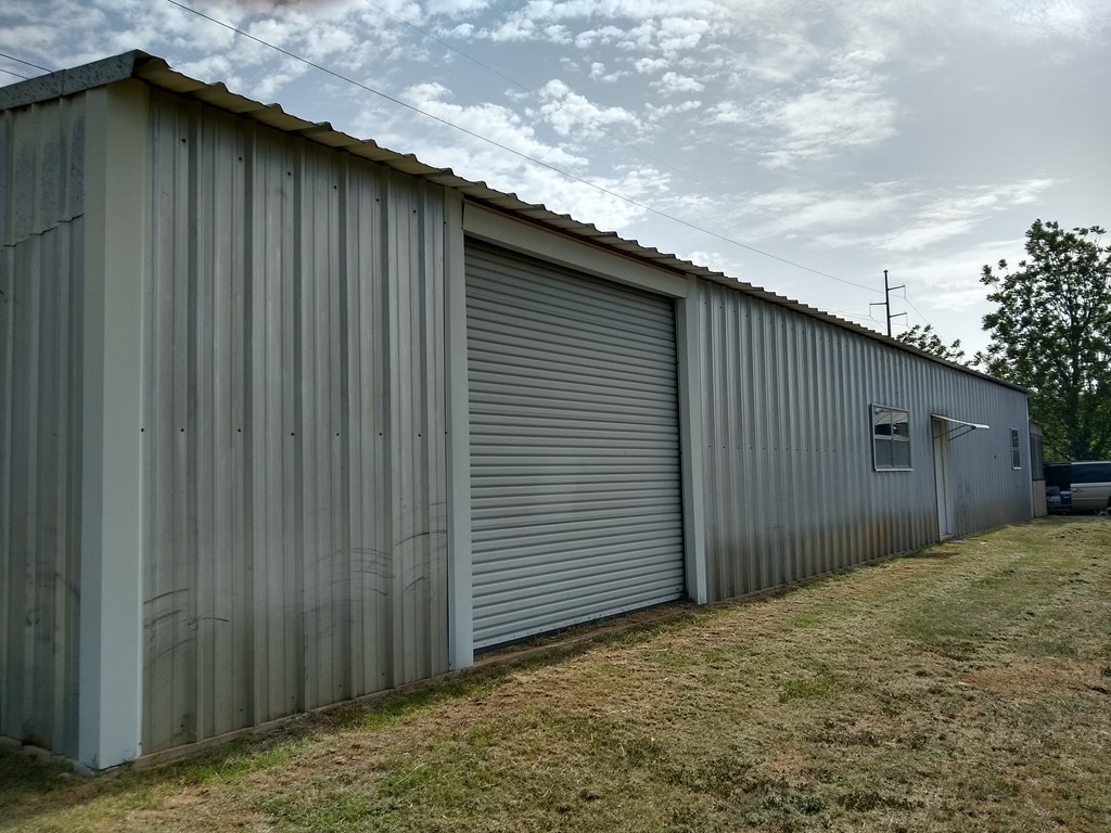 520 N County Rd 520 Property Photo 10