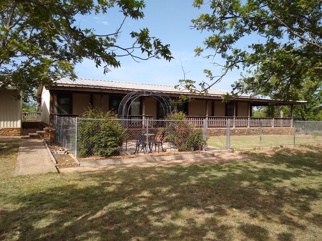 520 N County Rd 520 Property Photo 11