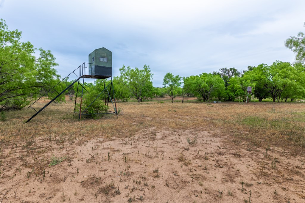825 E Fm 765 Property Photo 24