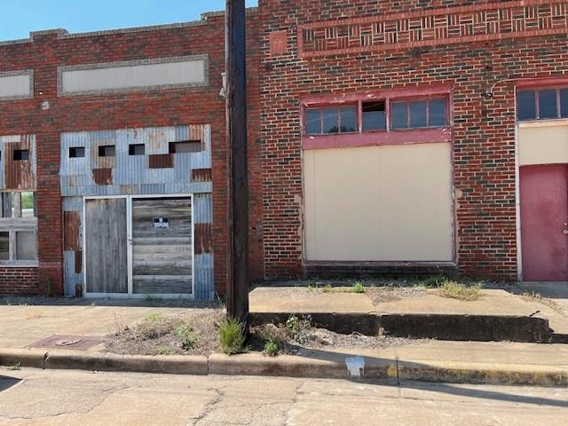 219 N Bridge St Property Photo 2