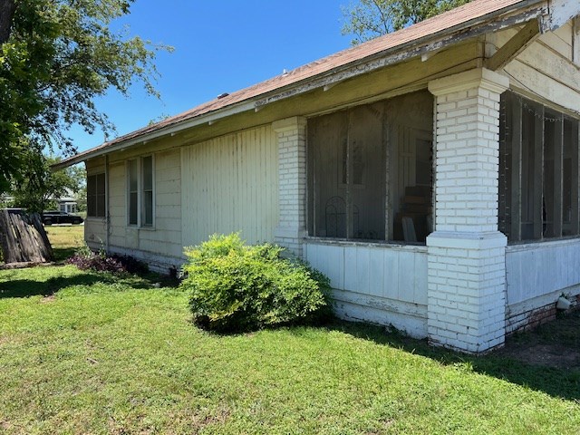 801 N Bridge St Property Photo 4