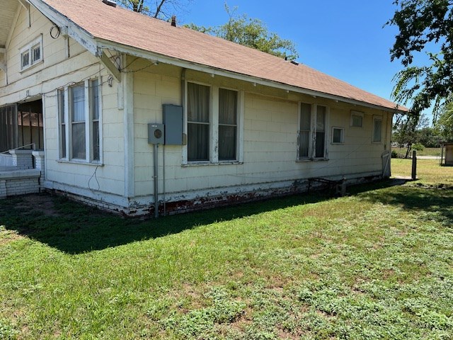 801 N Bridge St Property Photo 8
