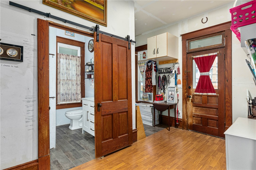 801 Jefferson Avenue Property Photo 8
