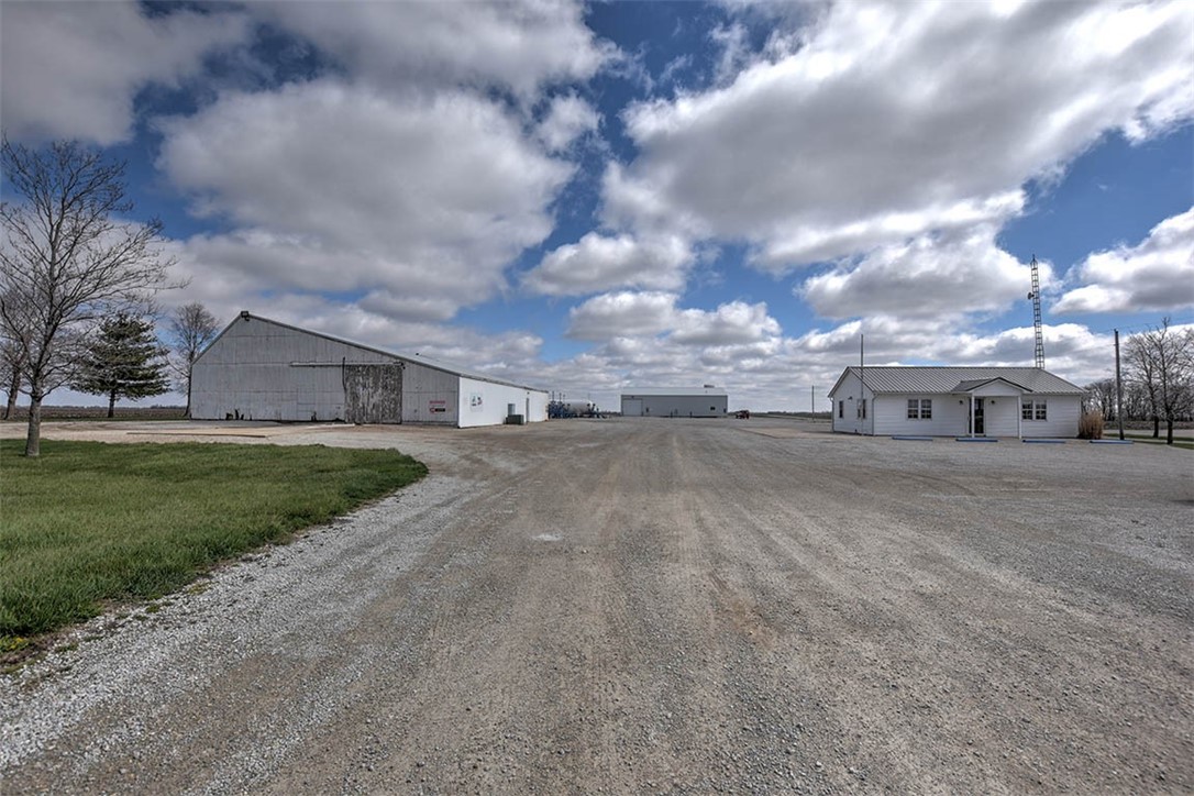 1601 State Highway 128 Property Photo 10