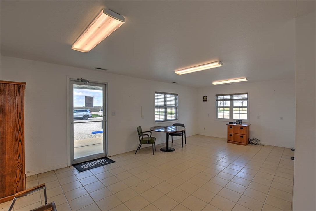 1601 State Highway 128 Property Photo 11