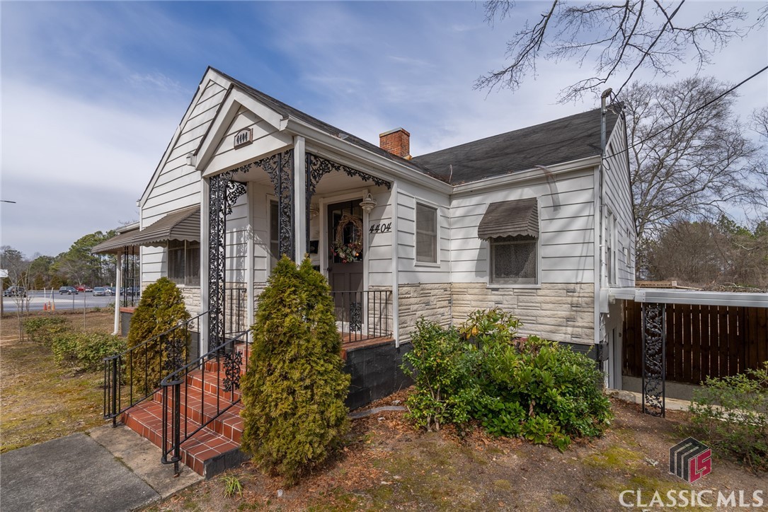 4404 Lawrenceville Property Photo 12