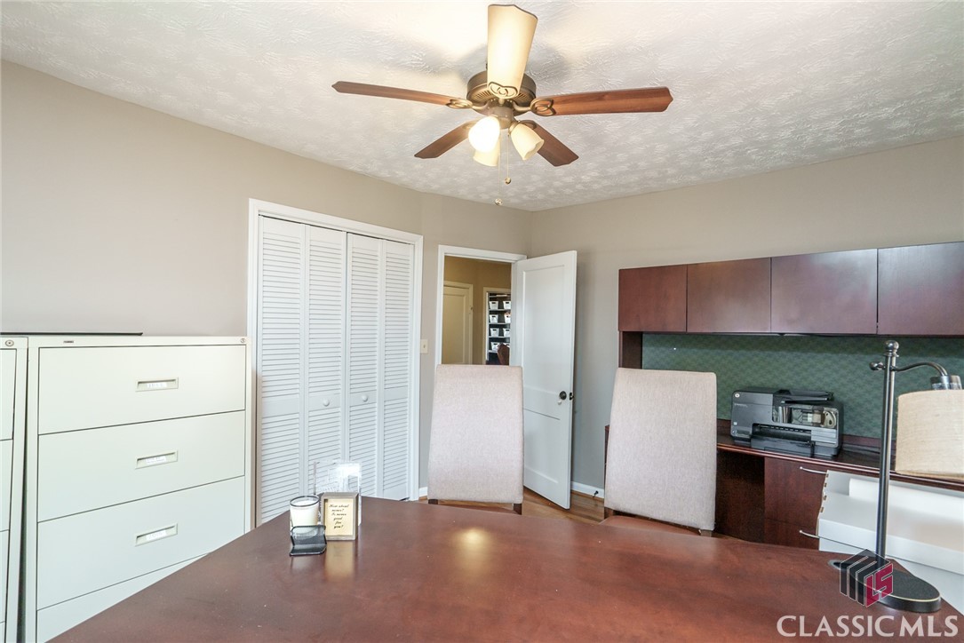 4404 Lawrenceville Property Photo 24