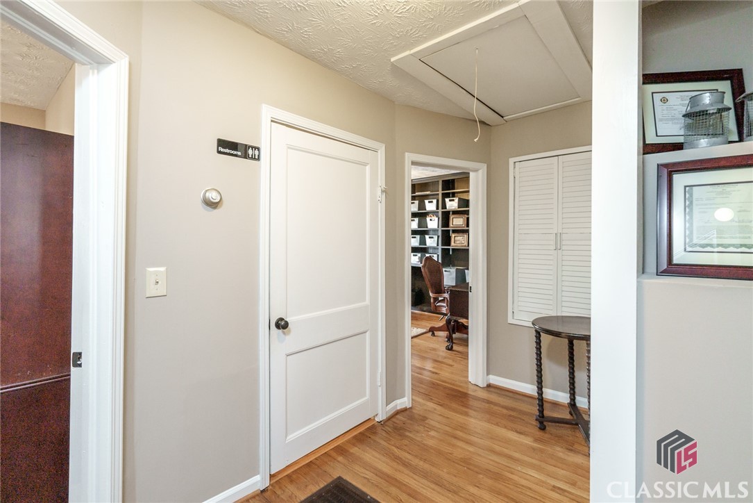 4404 Lawrenceville Property Photo 25
