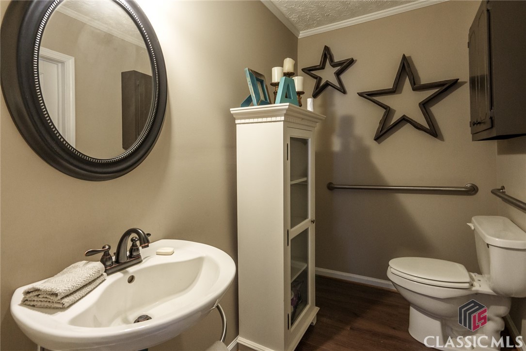 4404 Lawrenceville Property Photo 32