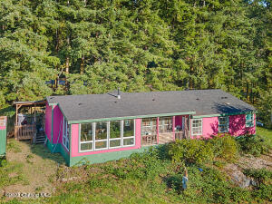 690 N Slick Rock Creek Road Property Photo 1