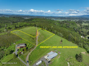 V/l Rip Christensen Id: 60931 Road Property Photo 1