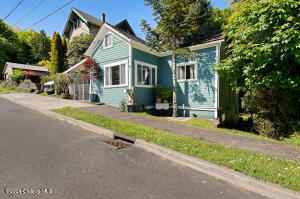 629 18th Street Property Photo 1