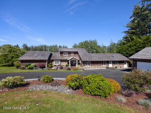 1236 Pine Drive Property Photo 1