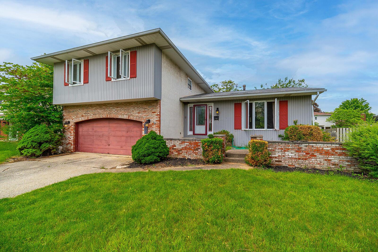 1668 Sandhurst Road Property Photo 1