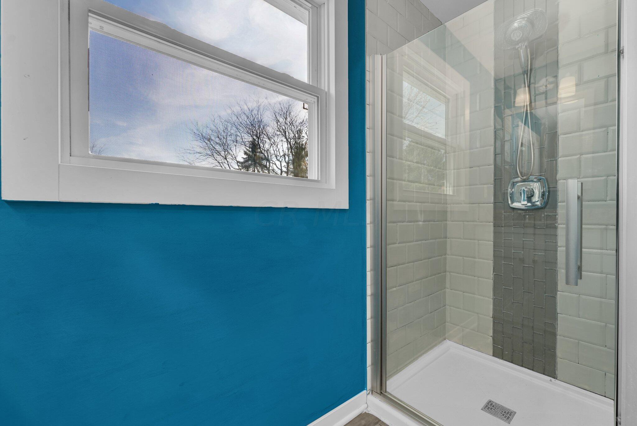 6487 Silverleaf Avenue Property Photo 25