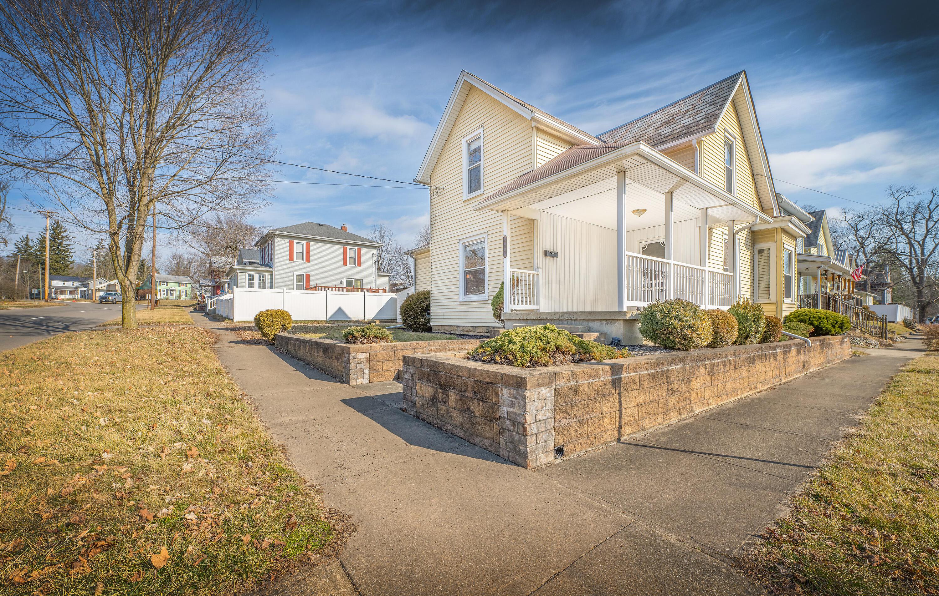 600 N Mulberry Street Property Photo 1