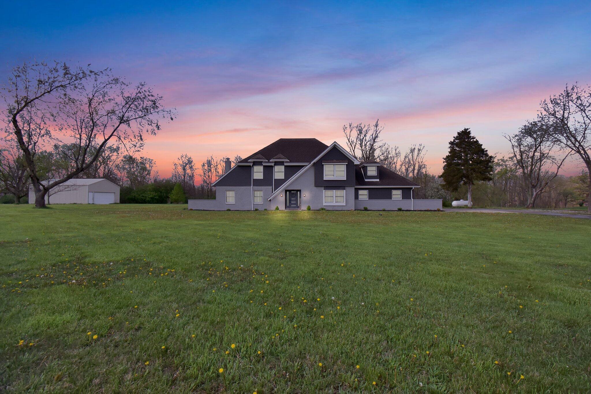 3290 7 Oaks Drive Property Photo 1
