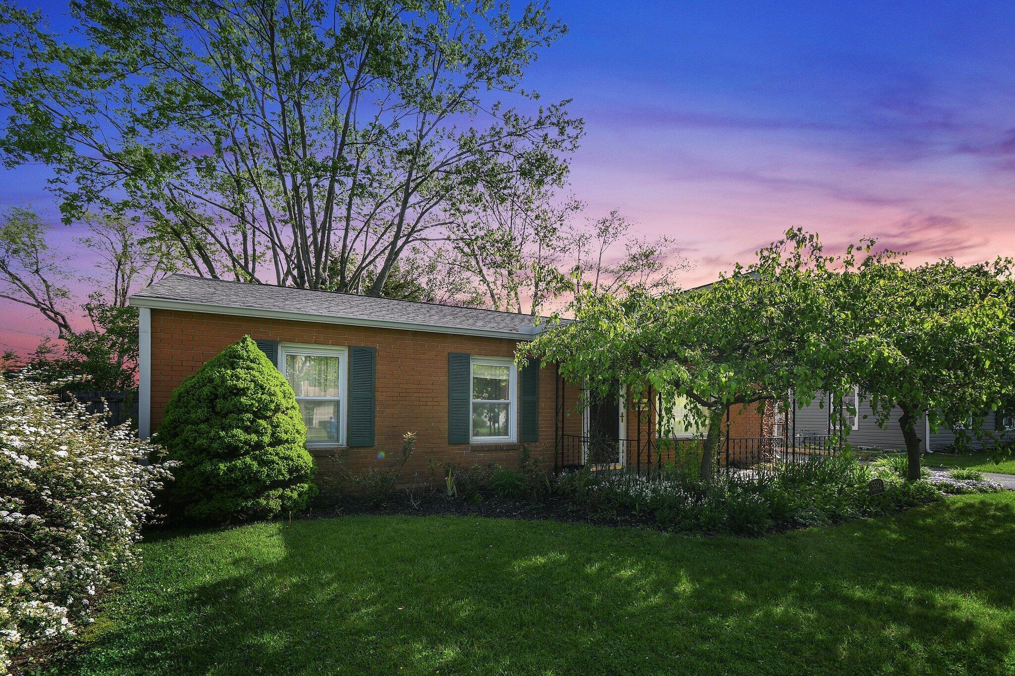 5592 Revere Drive Property Photo 1