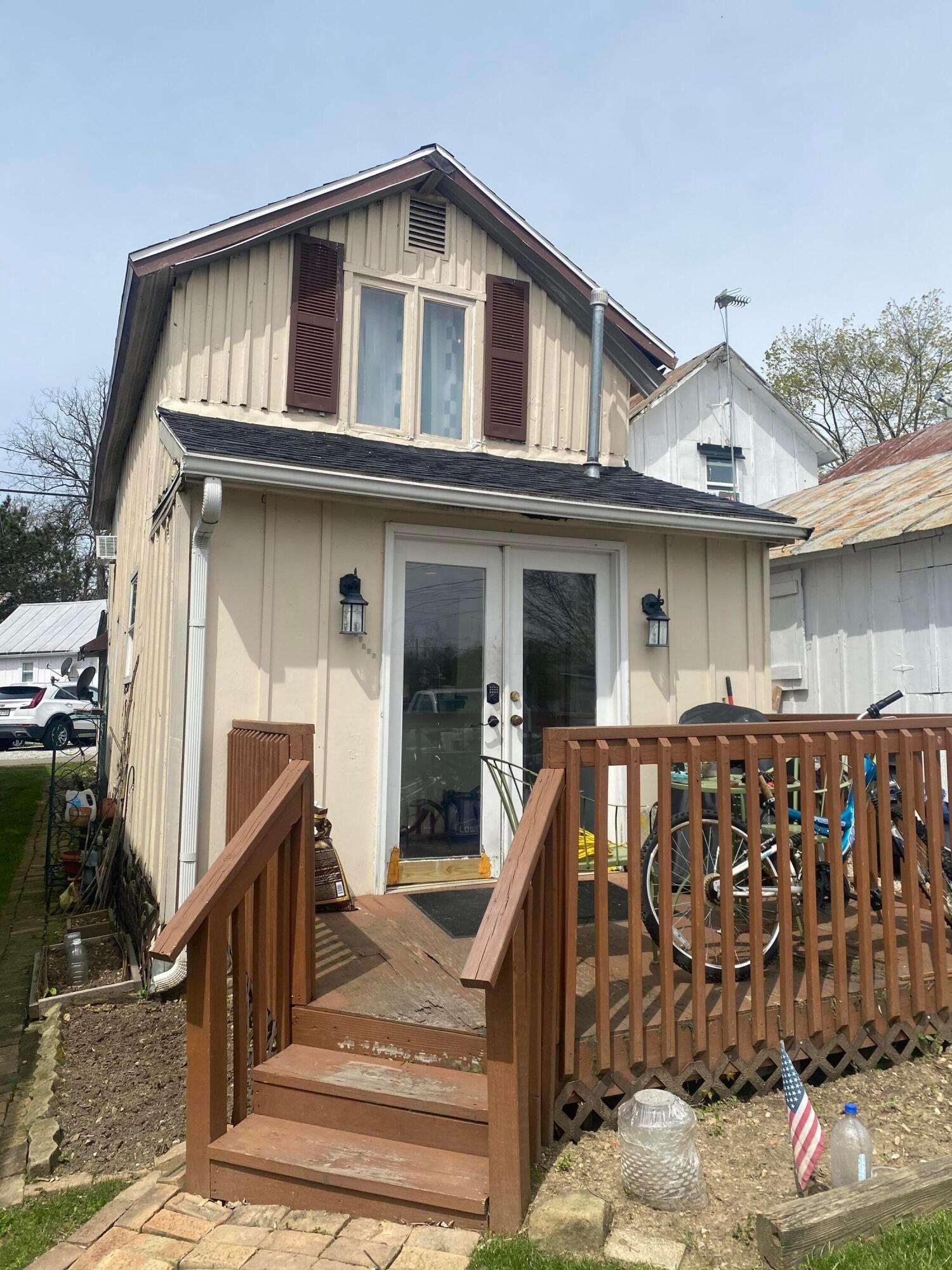 368 12th Street Property Photo 1