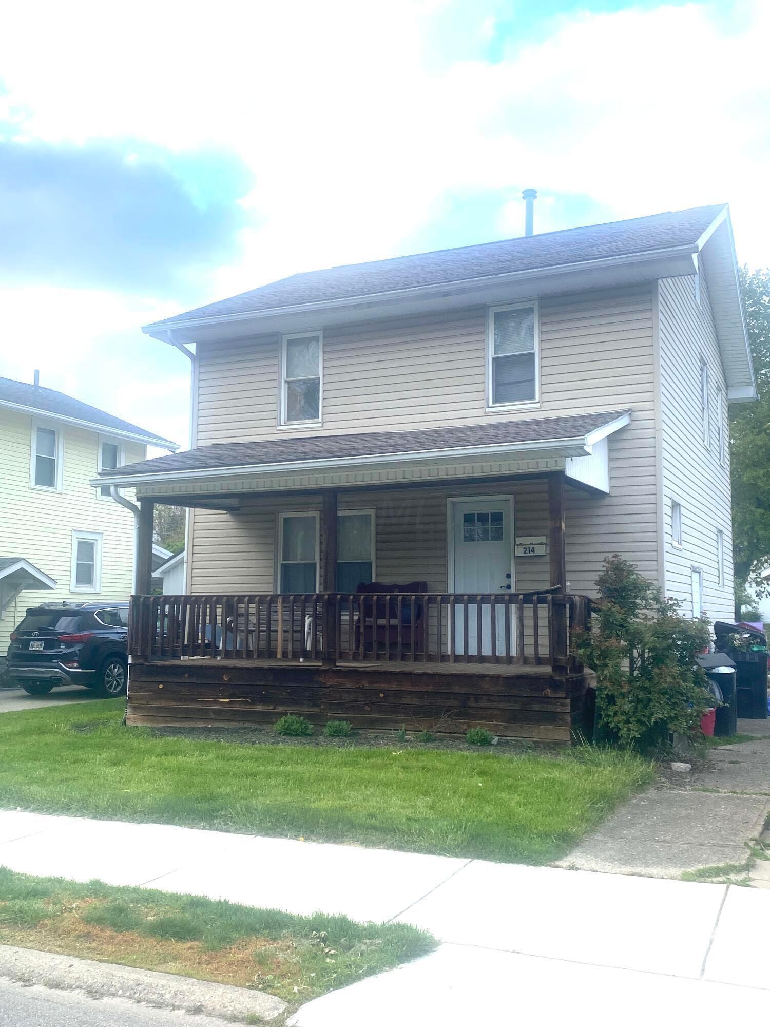 214 Moull Street Property Photo 1