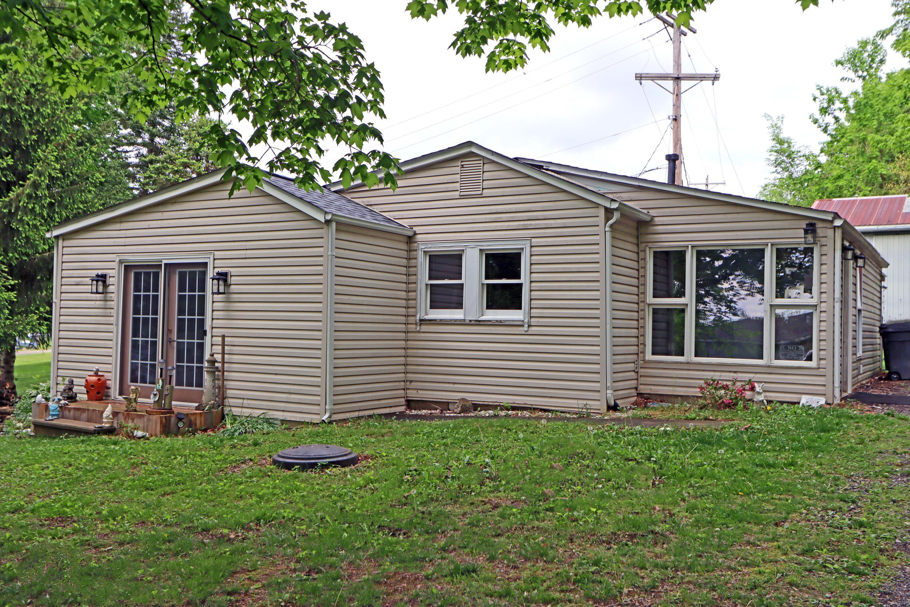 431 Edgewater Beach Boulevard Property Photo 1