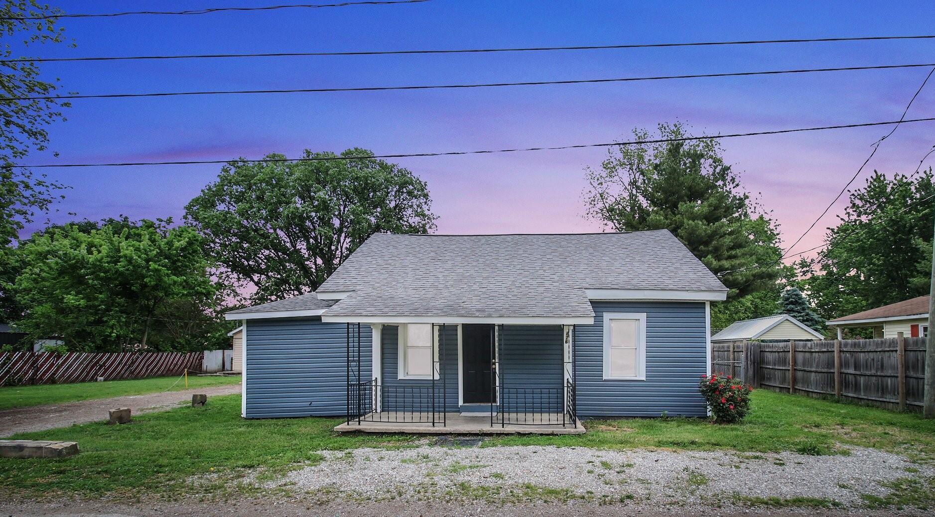 476 Dearborn Avenue Property Photo 1