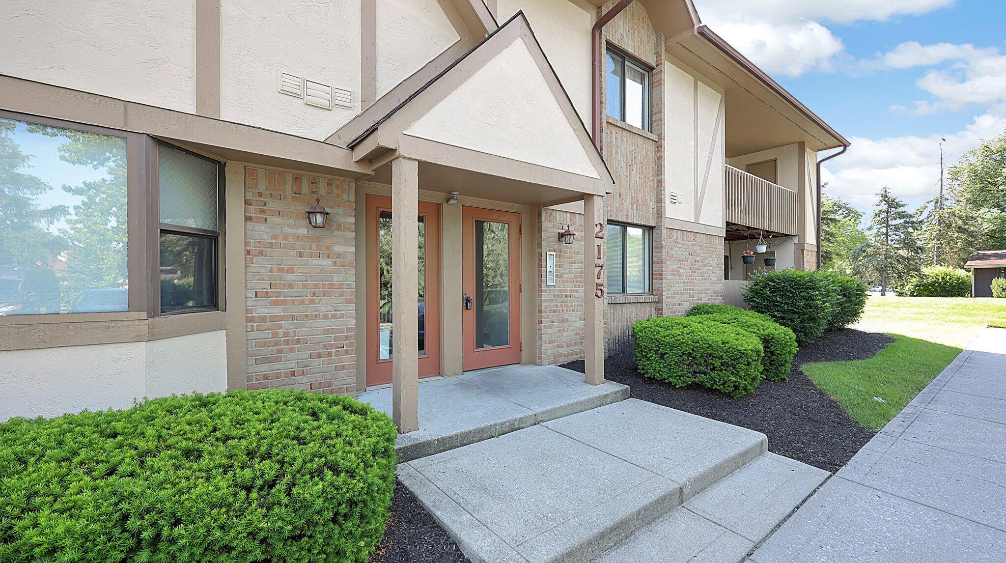 2175 Hedgerow Road, 2175B Property Photo 1